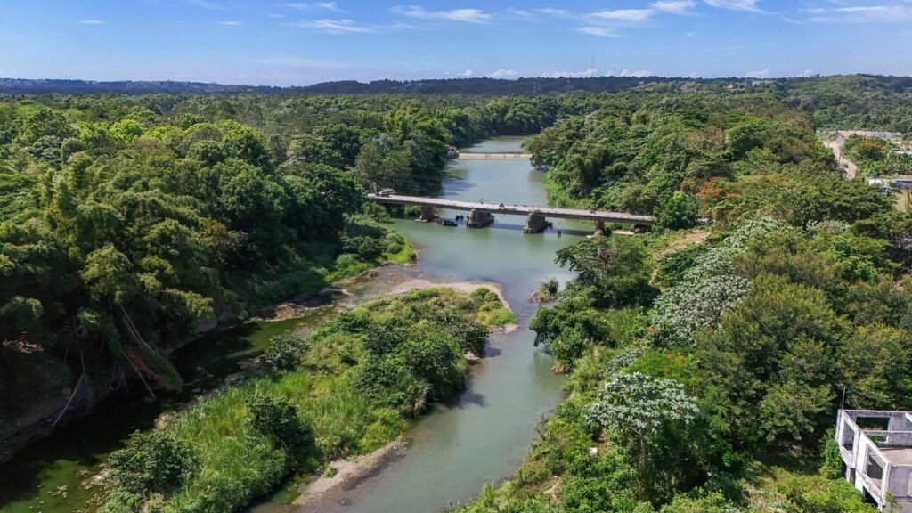El Haina pierde caudal por la sequía y complica el suministro en el Gran Santo Domingo