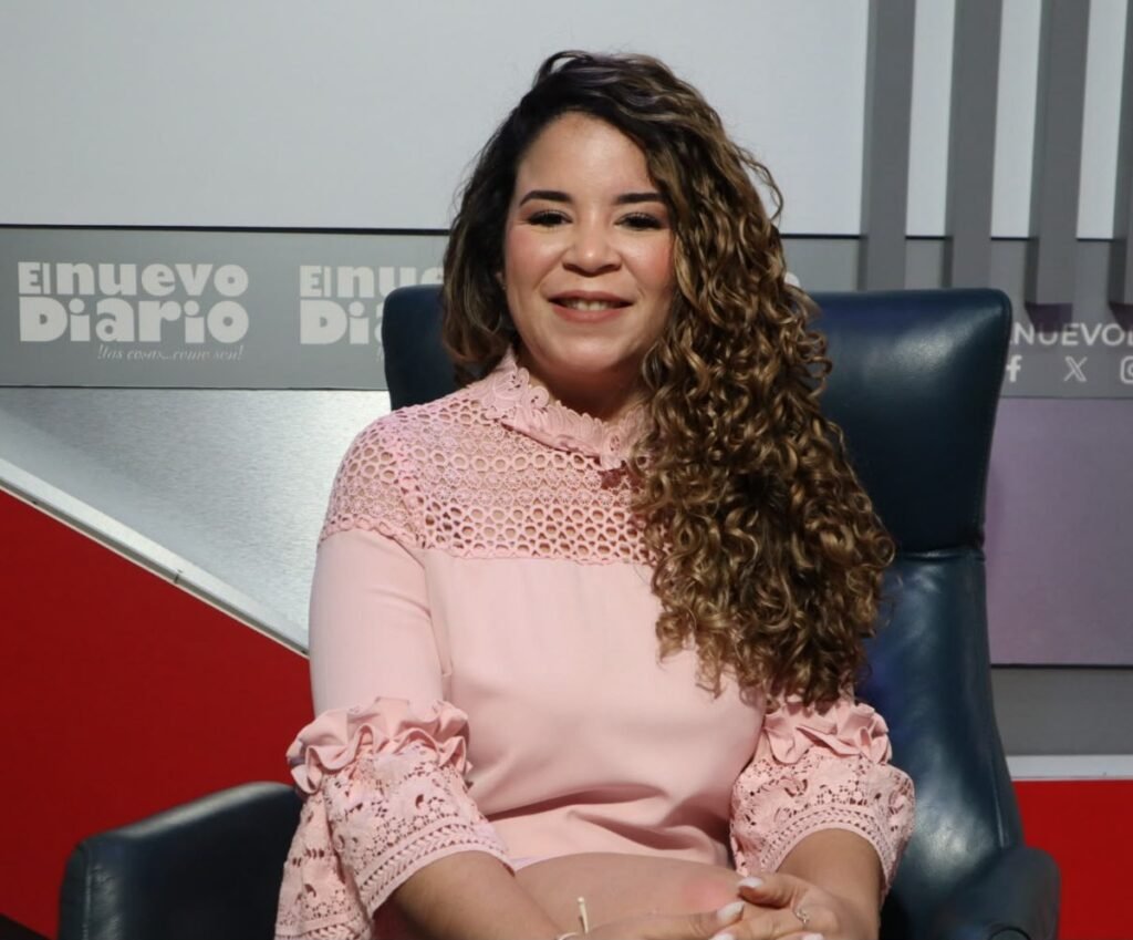Franchesca La Paix lanza Rizos y Ondas, una propuesta centrada en el cuidado del cabello natural