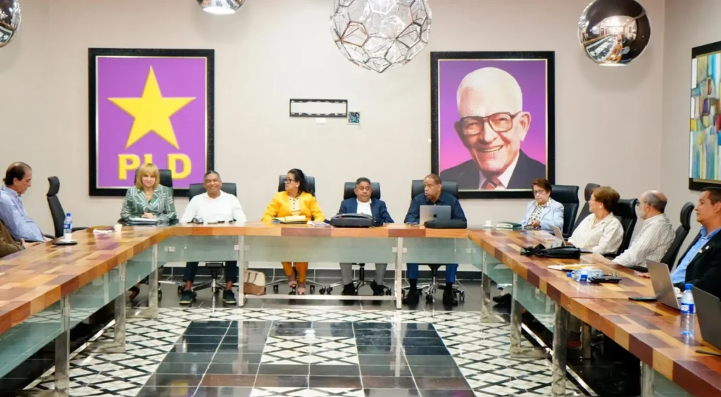 PLD fija para octubre de 2026 su consulta en el exterior y queda bajo presión por la transparencia
