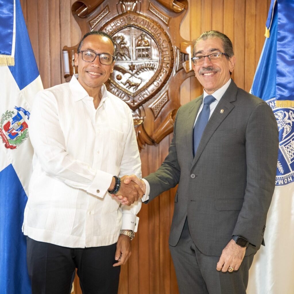 UASD y Pasaportes pactan oficinas biométricas en sus recintos, con apertura gradual