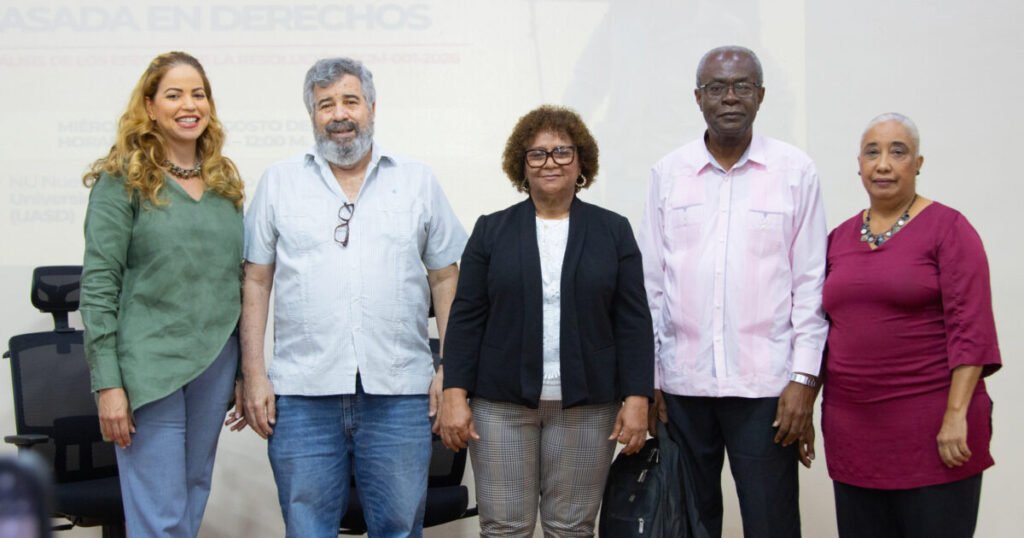Advertencia en la UASD: nueva resolución migratoria tensiona empleo formal y servicios públicos