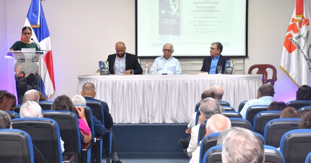 AGN pone en circulación un libro de Wilfredo Lozano sobre democracia y debate nacional