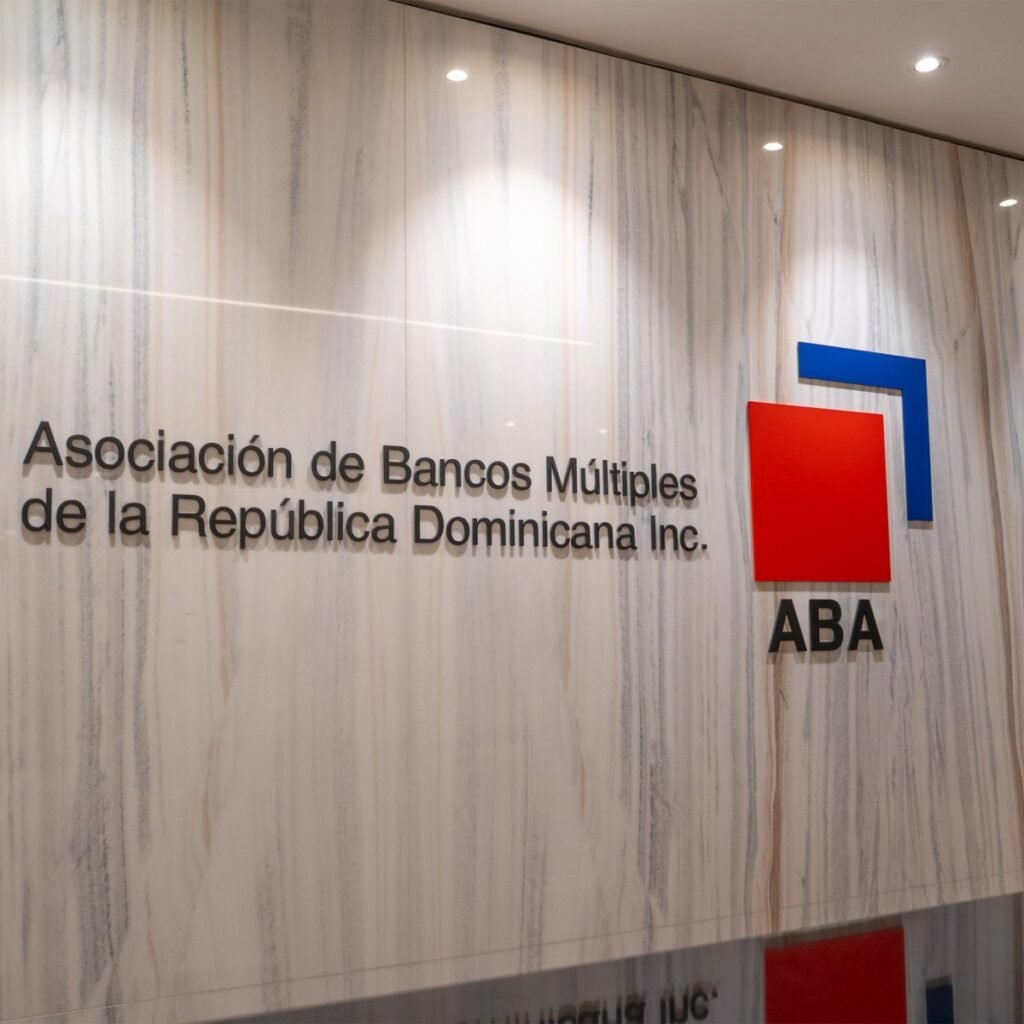 ABA respalda la ratificación de Valdez Albizu y De la Rocha, pero crece la exigencia sobre sus resultados