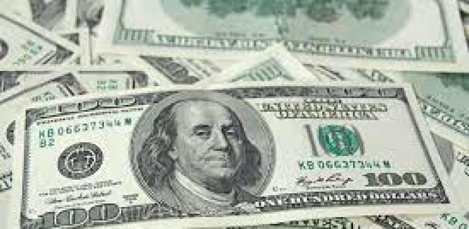 Casi 30% del ahorro ya está en moneda extranjera: crece la búsqueda de refugio en dólares