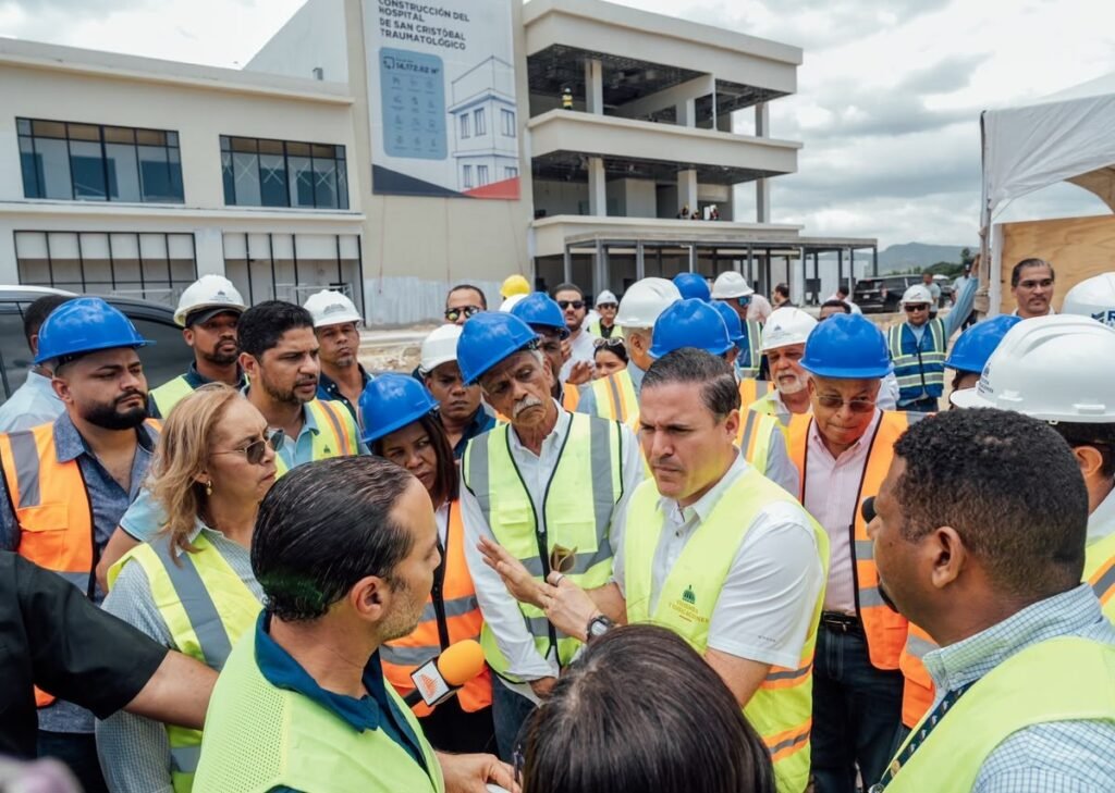 Supervisión oficial llega con la obra aún inconclusa: Hospital Traumatológico de San Cristóbal supera el 80% de avance