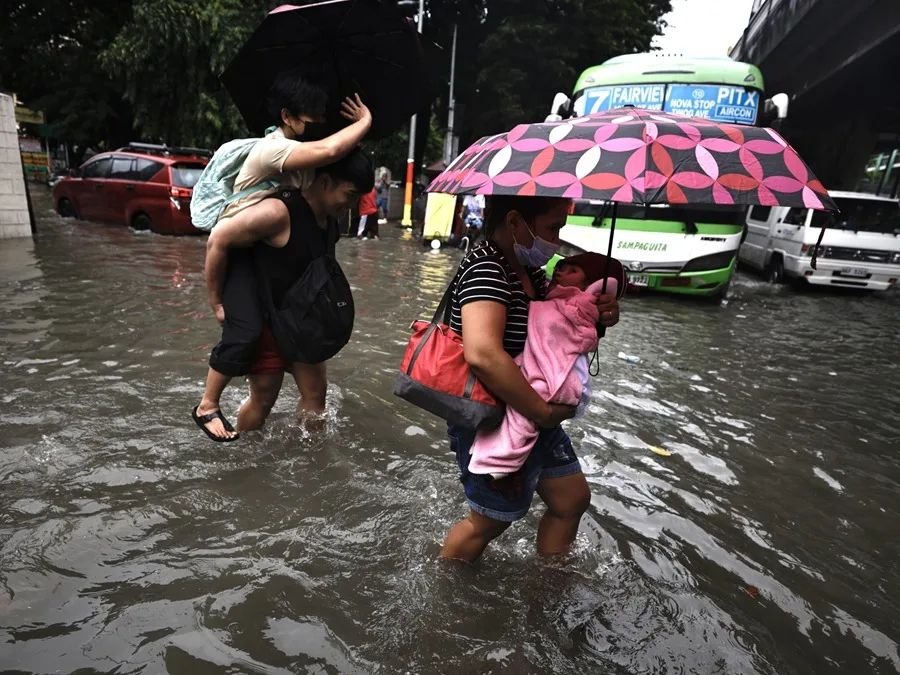 Evacuaciones y alerta máxima exponen el costo de una nueva emergencia por lluvias en Filipinas