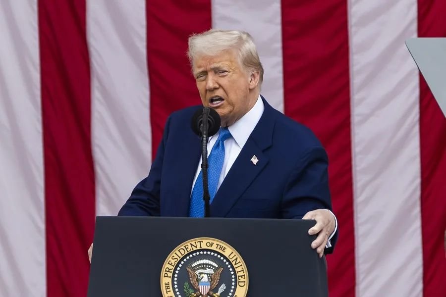 Trump vuelve a cargar sobre Kabul y reaviva las críticas a una retirada señalada como caótica y evitable