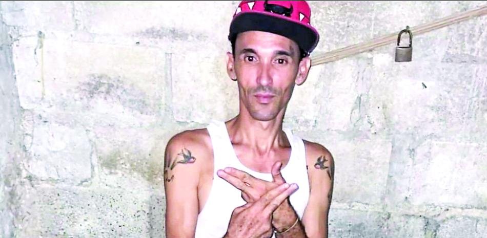 Sospechoso sigue prófugo tras crimen por 50 pesos en Santiago
