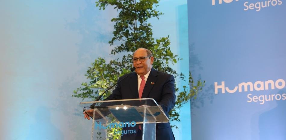 Mescyt pide a empresas financiar becas y abre preguntas sobre el alcance de la respuesta oficial
