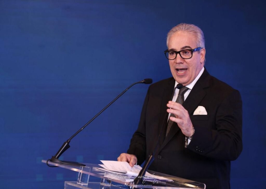 Fedombal honra a Fernando Hasbún en una asamblea que también definirá informes y resoluciones