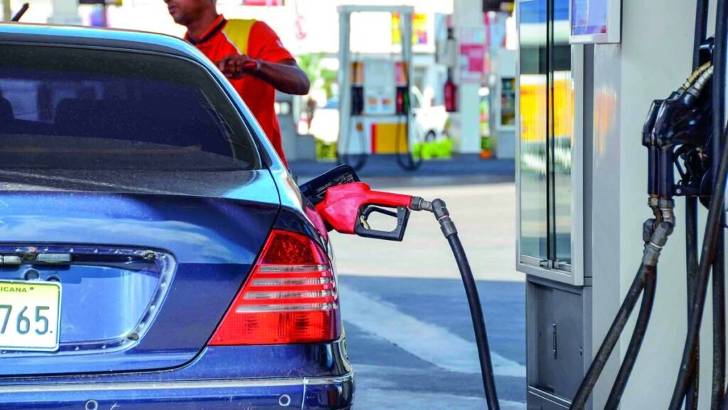 Petróleo sobre US$100 abre presión sobre el presupuesto y obliga al Gobierno a ampliar subsidios