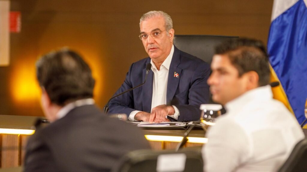Abinader relanza desde Santiago su mapa de polos regionales con obras aún en ejecución y entregas pendientes