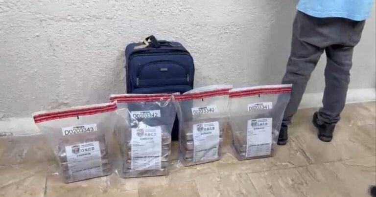 Punta Cana: incautan 14 paquetes de presunta droga y se redobla el escrutinio sobre los controles aeroportuarios
